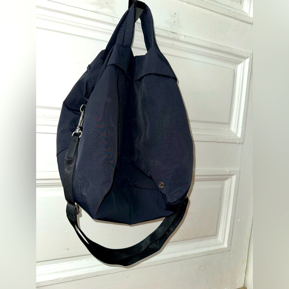 lululemon On My Level bag 2.0 19L